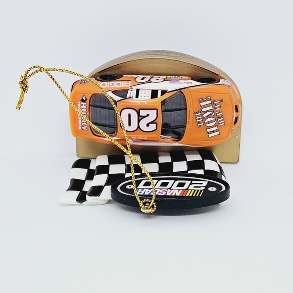 NASCAR - #20 Tony Stewart Race Car Christmas Ornament - 2000 - Picture 5 of 13